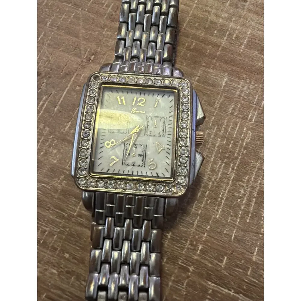 Geneva Ladies Watch Japanese Movement Gold Tone Silver Strap Needs Battery